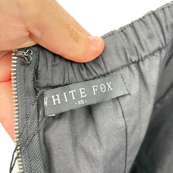 White Fox Boutique Monte Carlo Mini Dress Black Red Floral Size XS - Picture 11 of 15